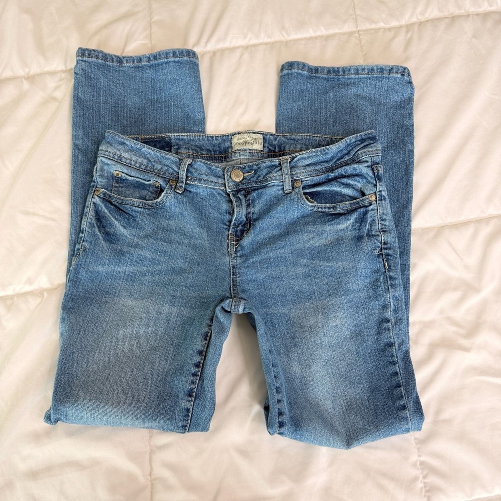 Y2K low rise Aeropostale Women's Light Wash Bootcut Denim Jeans